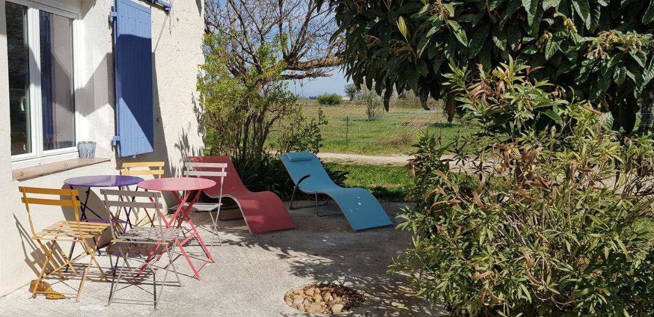 Hébergement de vacances Petite Maison Refaite à Neuf Dans Mas Du 19ème Siècle
