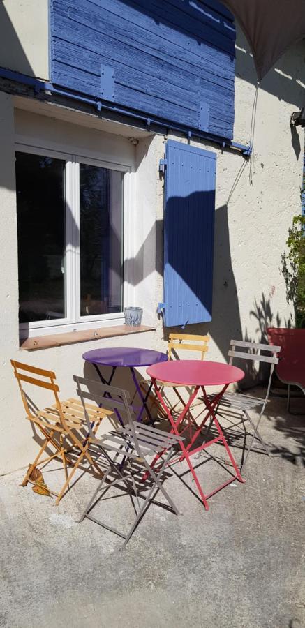 Petite Maison Refaite A Neuf Dans Mas Du 19eme Siecle * Arles